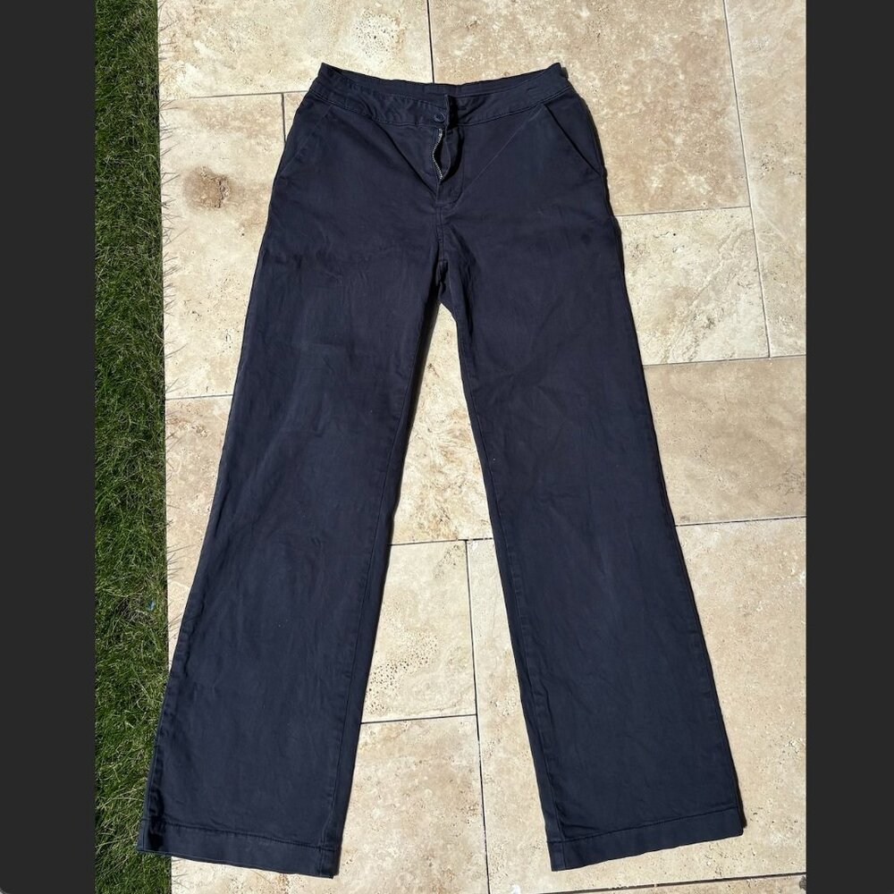 Brandy Melville Navy Cargo Pants. Size Small.